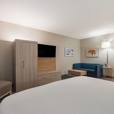 Holiday Inn Express & Suites Lexington By Ihg Exterior foto