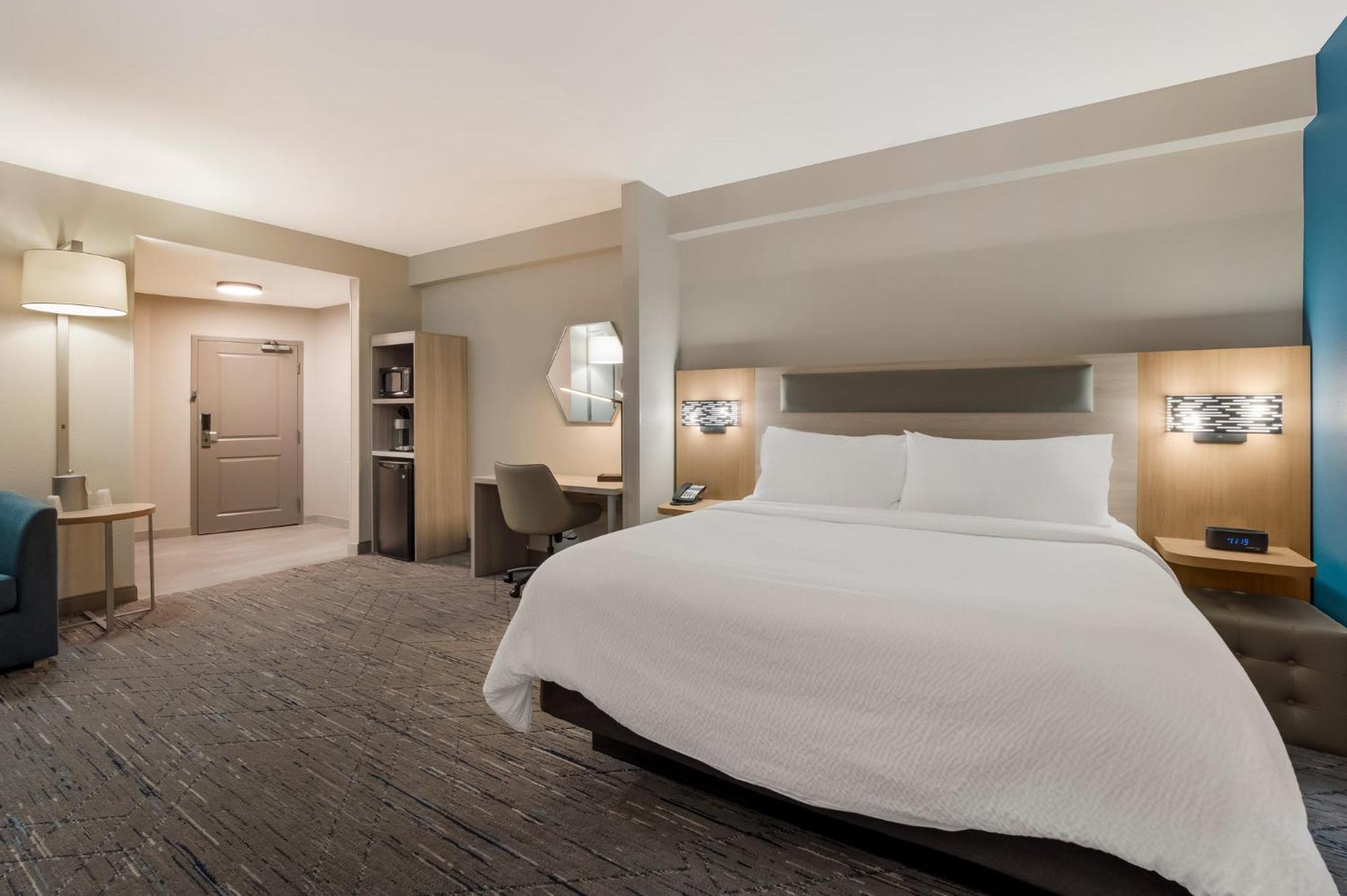 Holiday Inn Express & Suites Lexington By Ihg Exterior foto